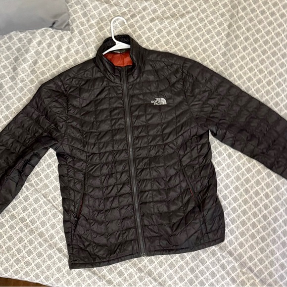 North face men Thermoball black jacket - mediumm - Picture 2 of 8